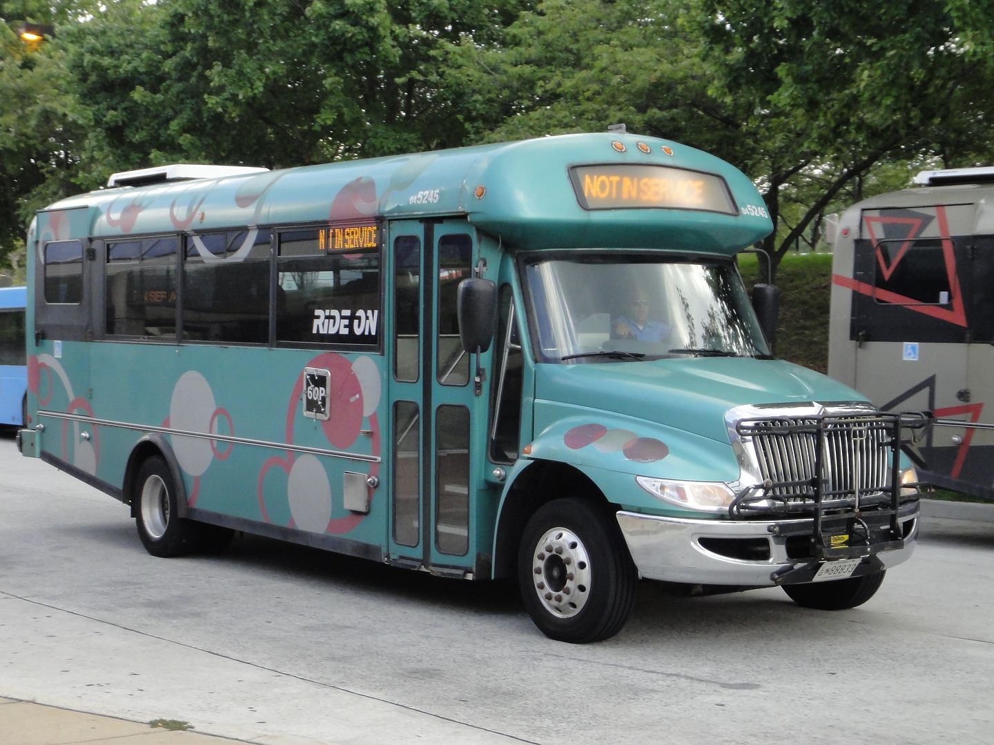 Providing convenient bus and rail service to the Denver metro area